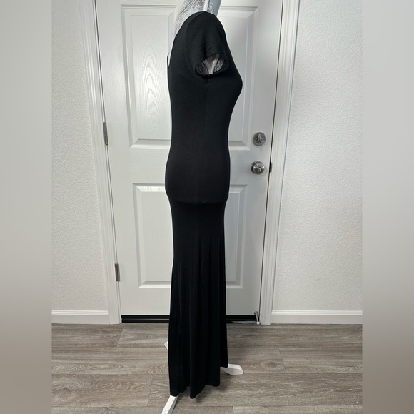 Hidden HEART, Maxi Dress, size small. - Picture 3 of 10